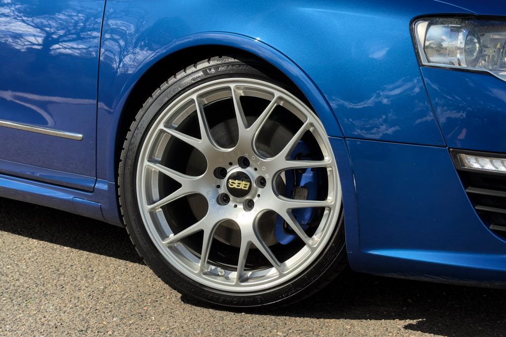 Car Image 8