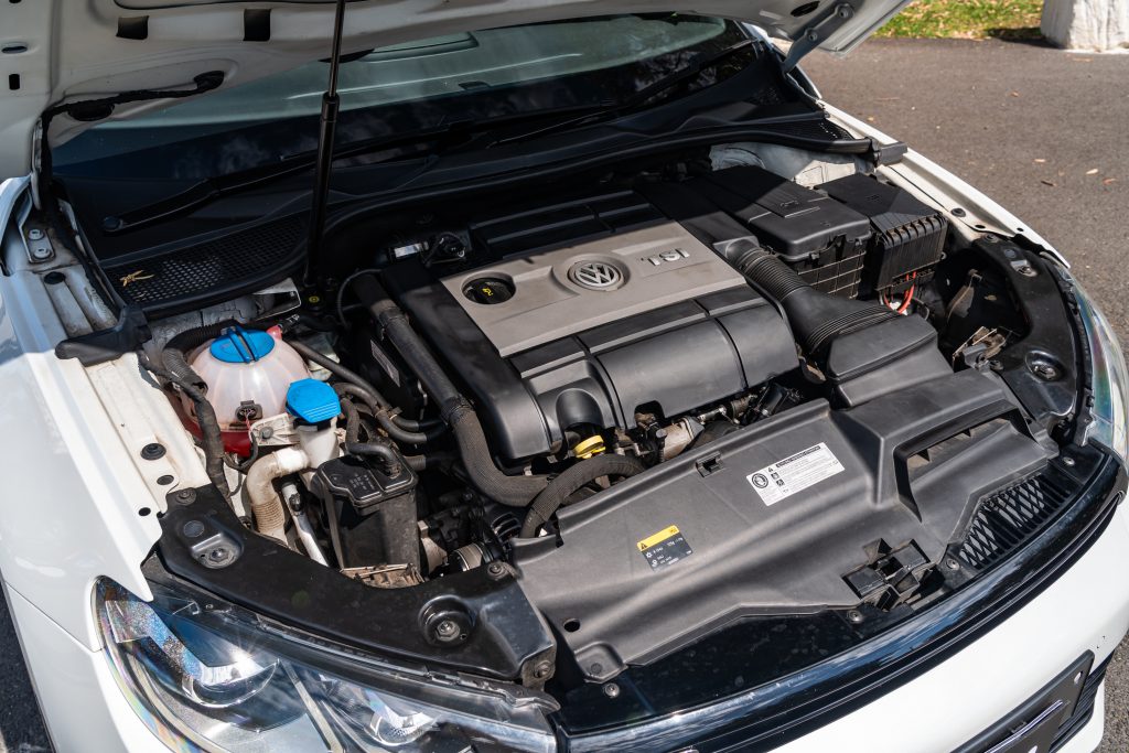 Car Image 12