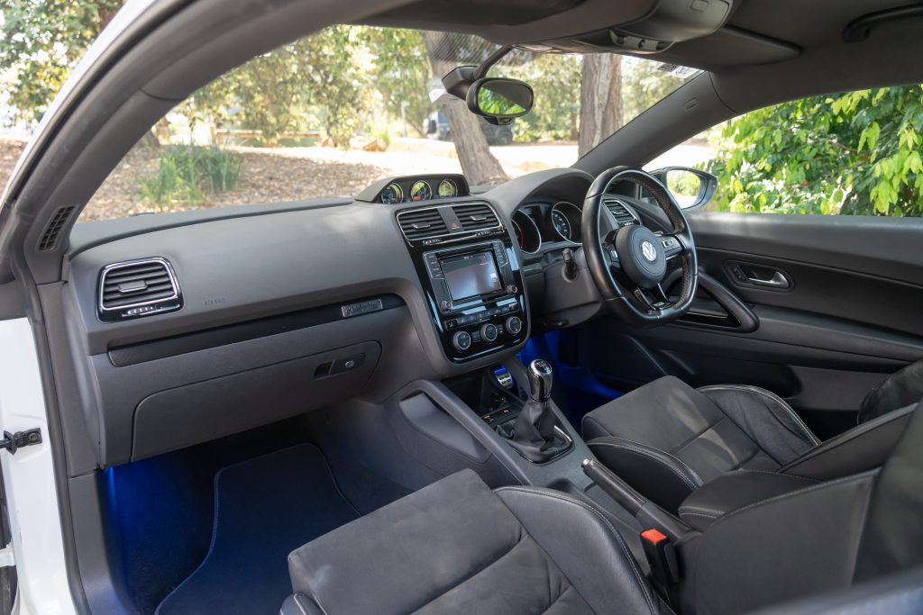 Car Image 13