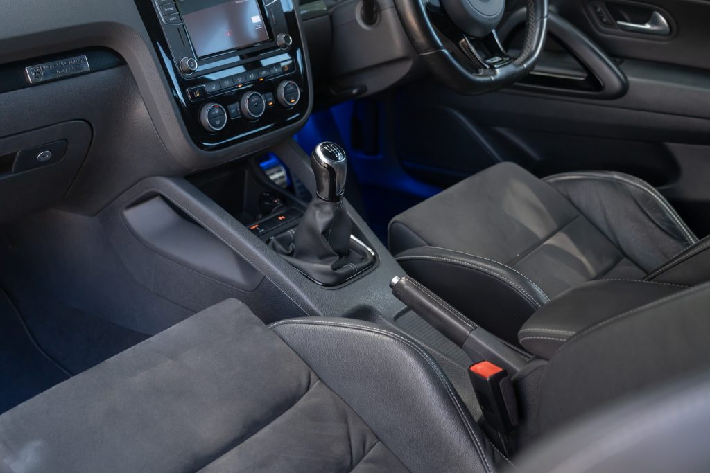 Car Image 15