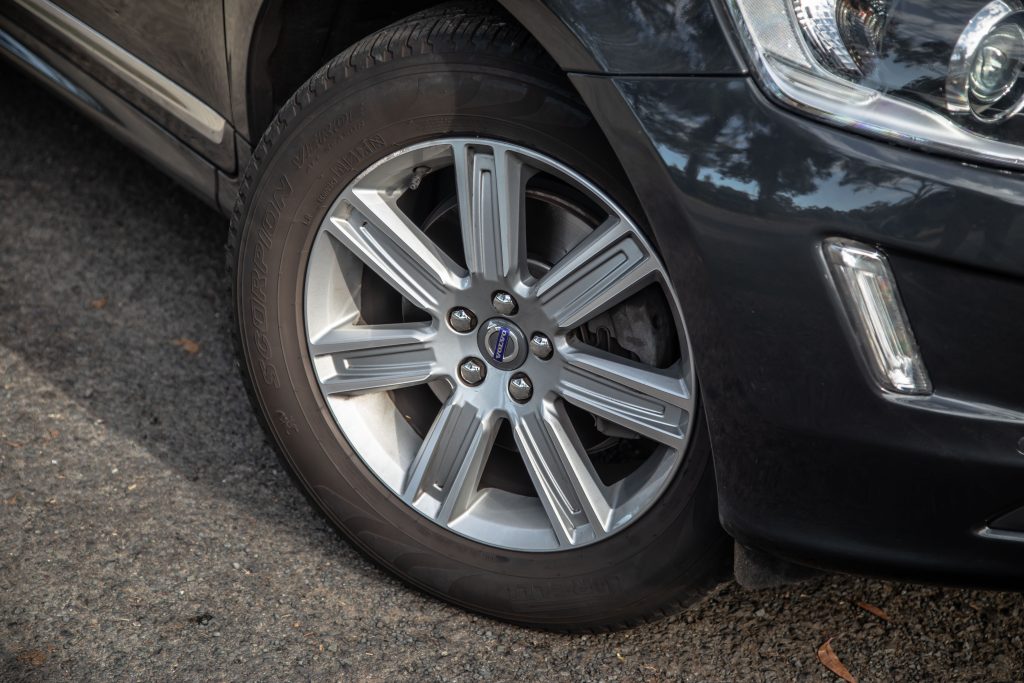 Car Image 4