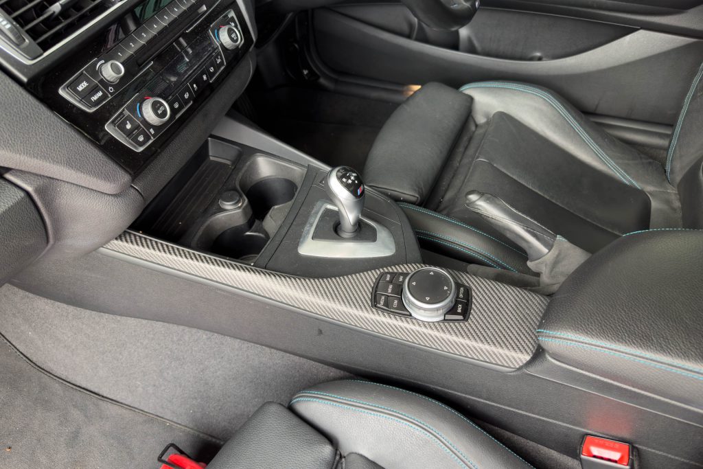 Car Image 14