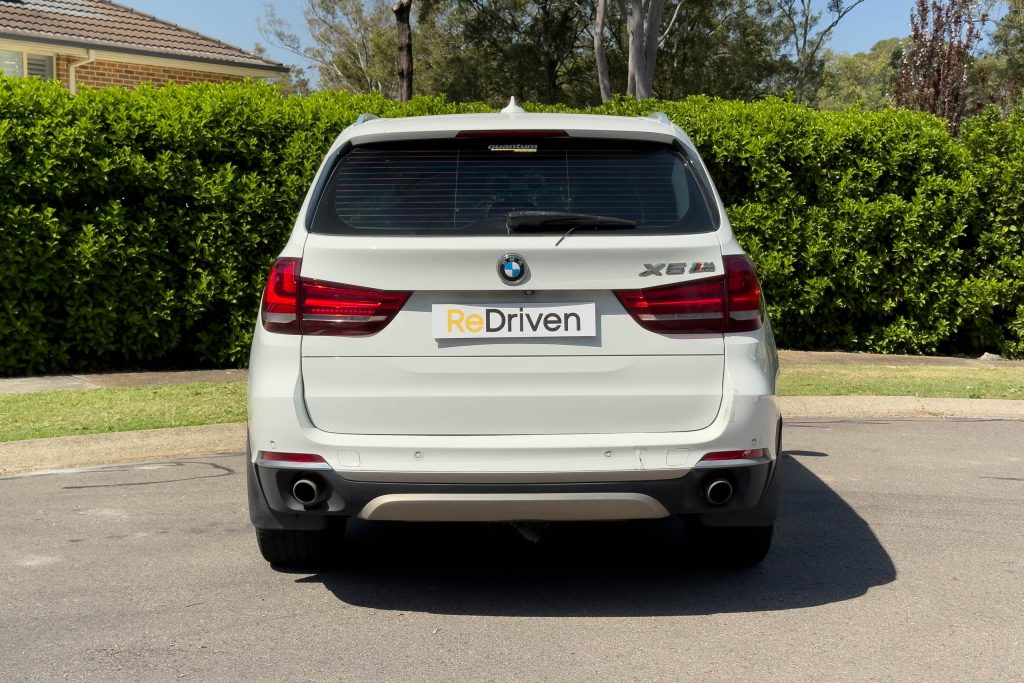 Car Image 11
