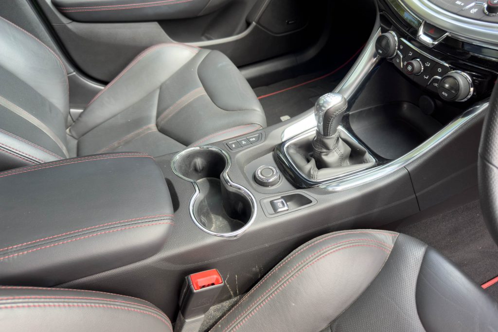 Car Image 16