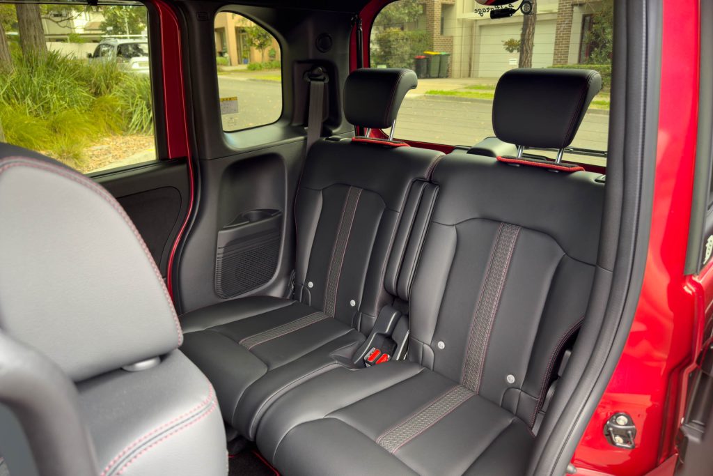Car Image 14