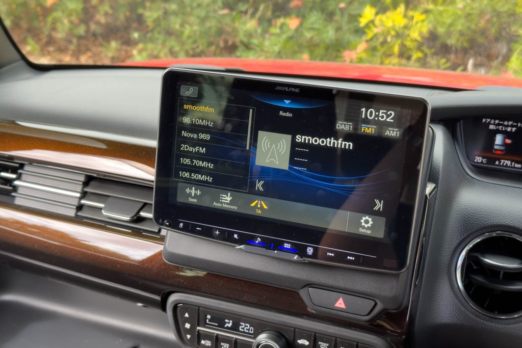 Car Image 16