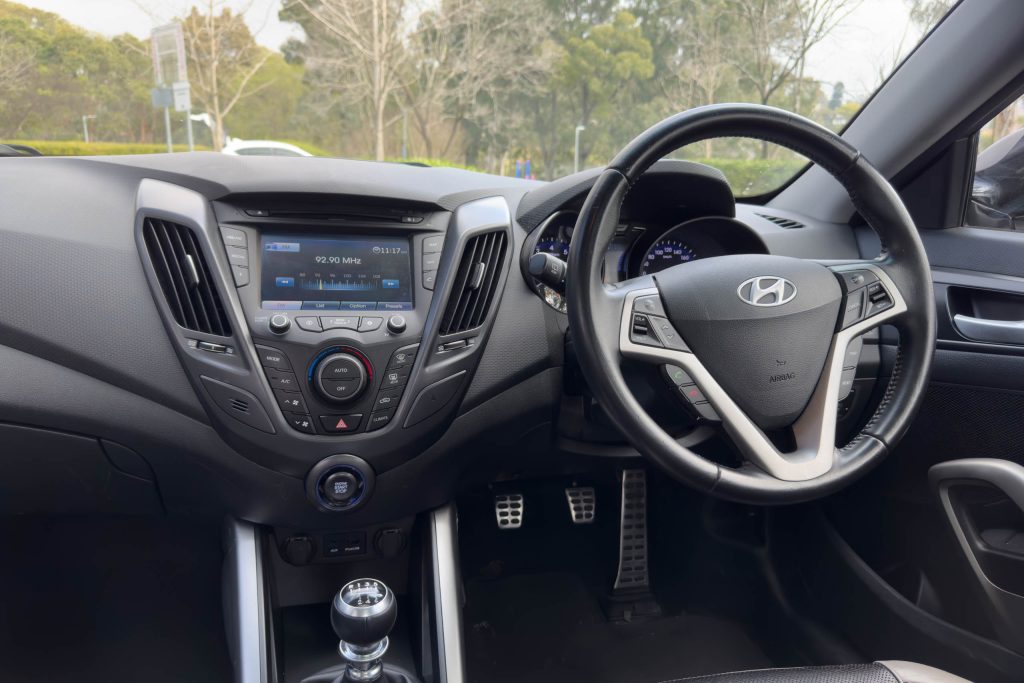 Car Image 15