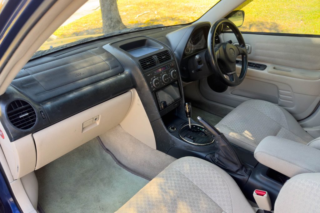Car Image 13