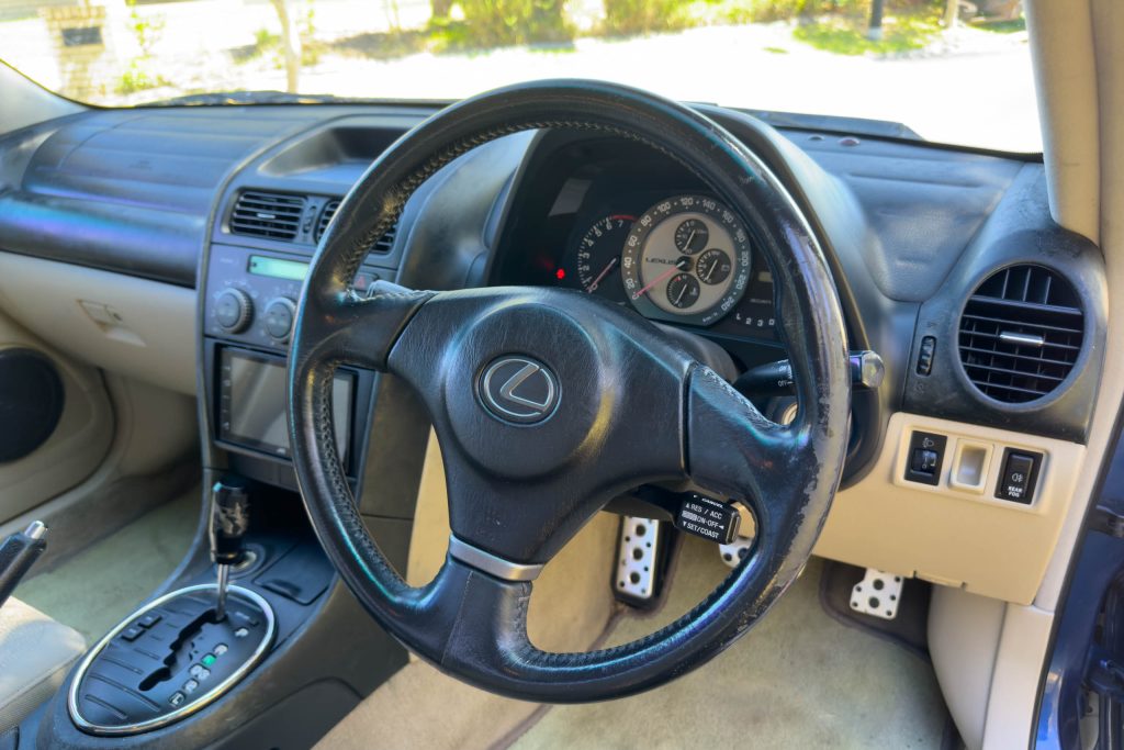 Car Image 18