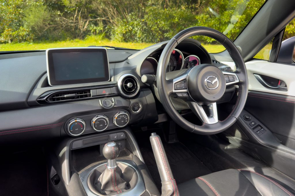 Car Image 17