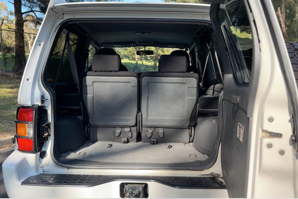Car Image 18