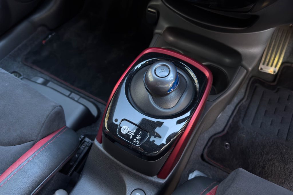 Car Image 15