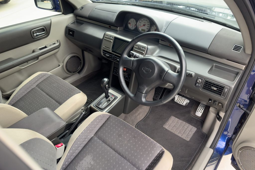 Car Image 10