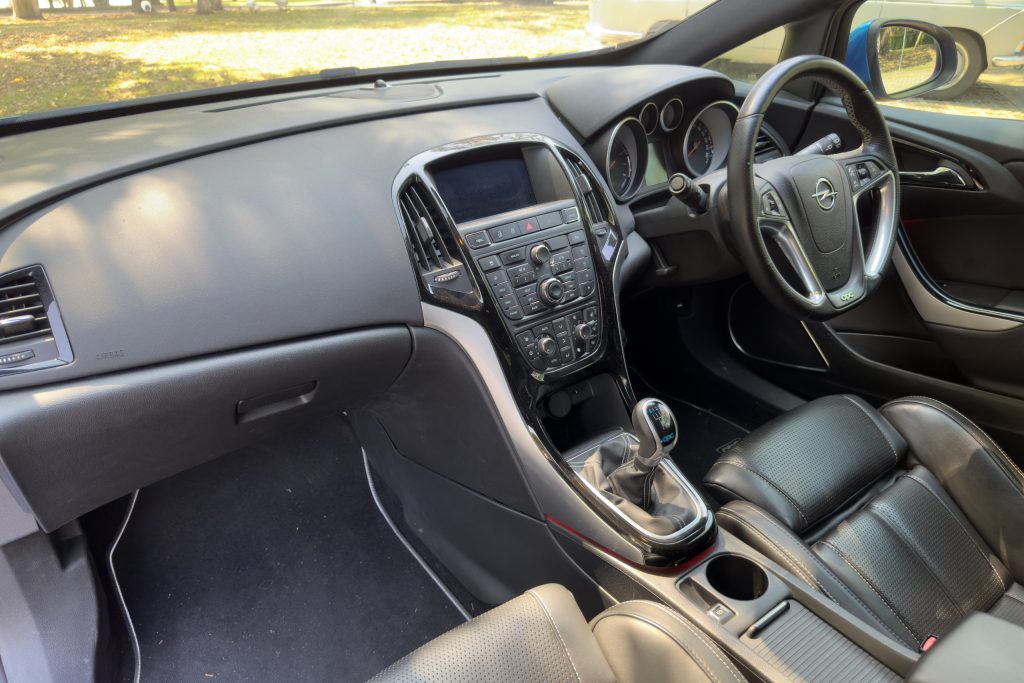 Car Image 14