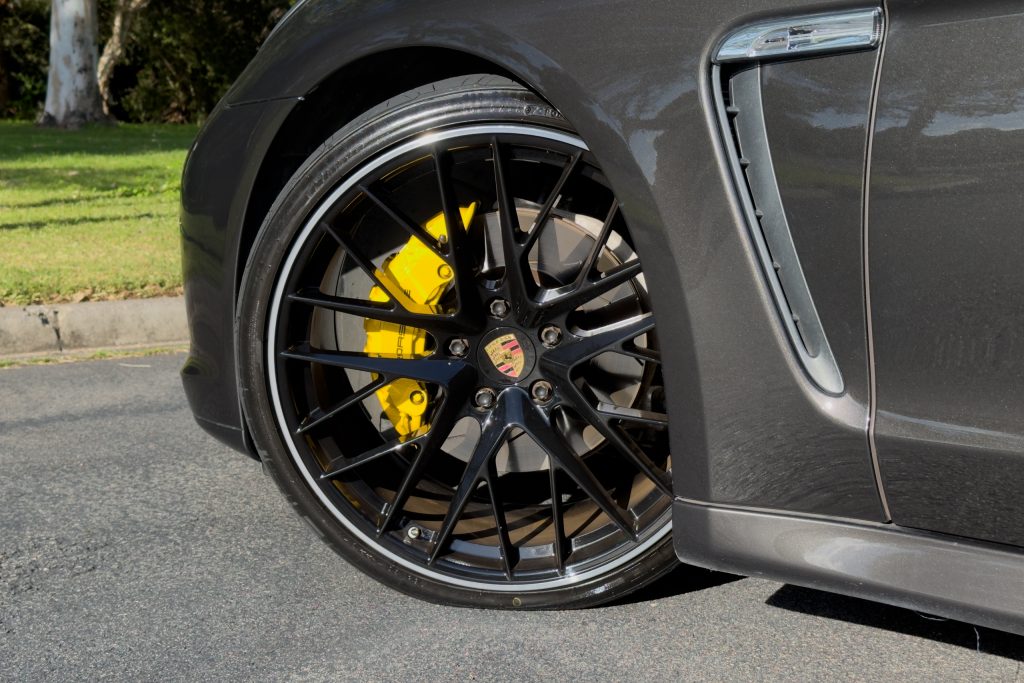 Car Image 12