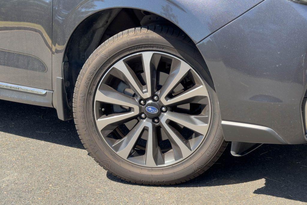 Car Image 8