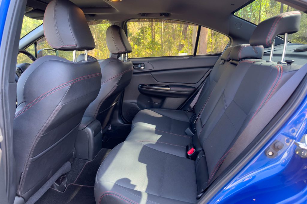 Car Image 16