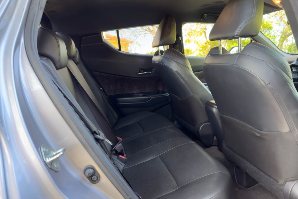 Car Image 17