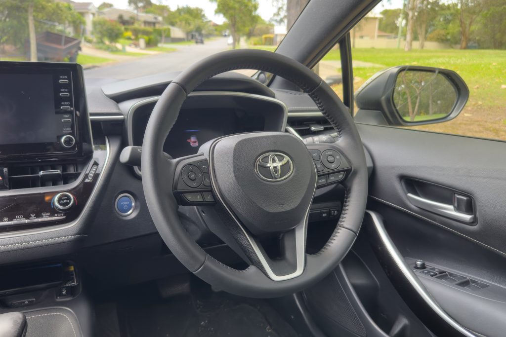 Car Image 18