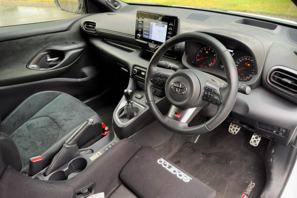 Car Image 23
