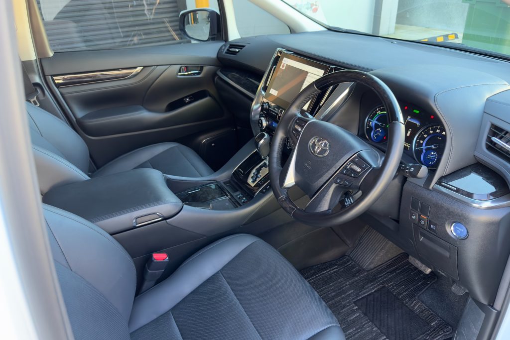 Car Image 14