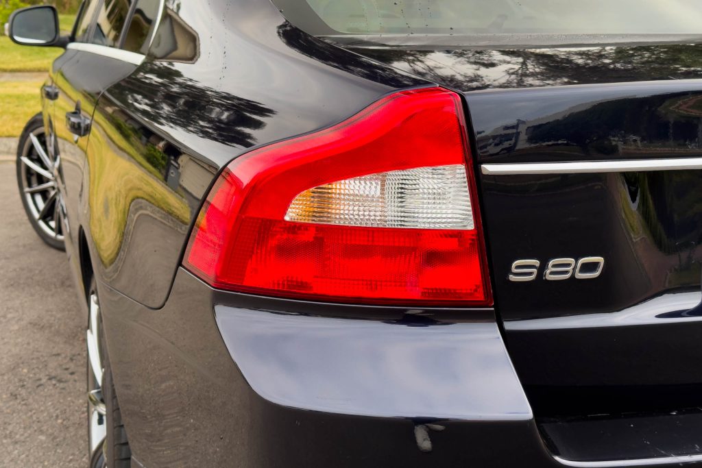 Car Image 10