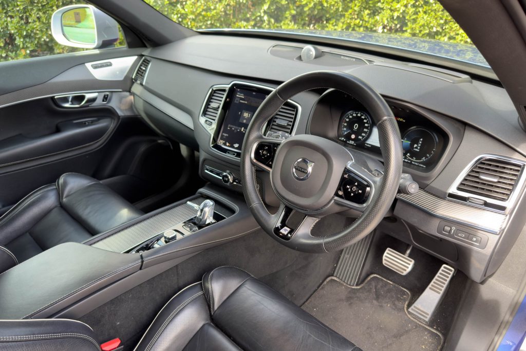Car Image 13