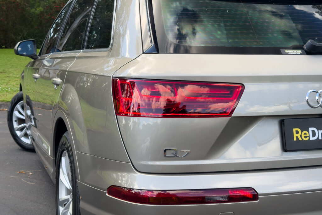 Car Image 11