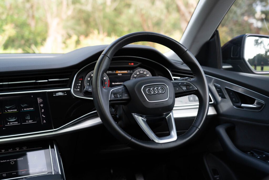 Car Image 16
