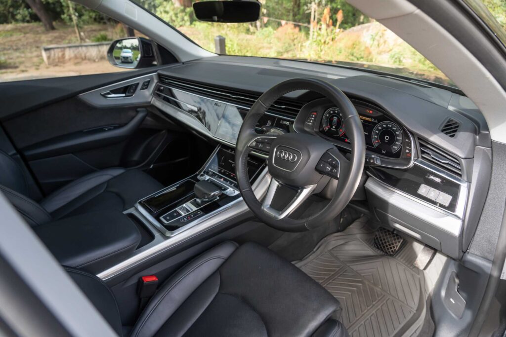 Car Image 21
