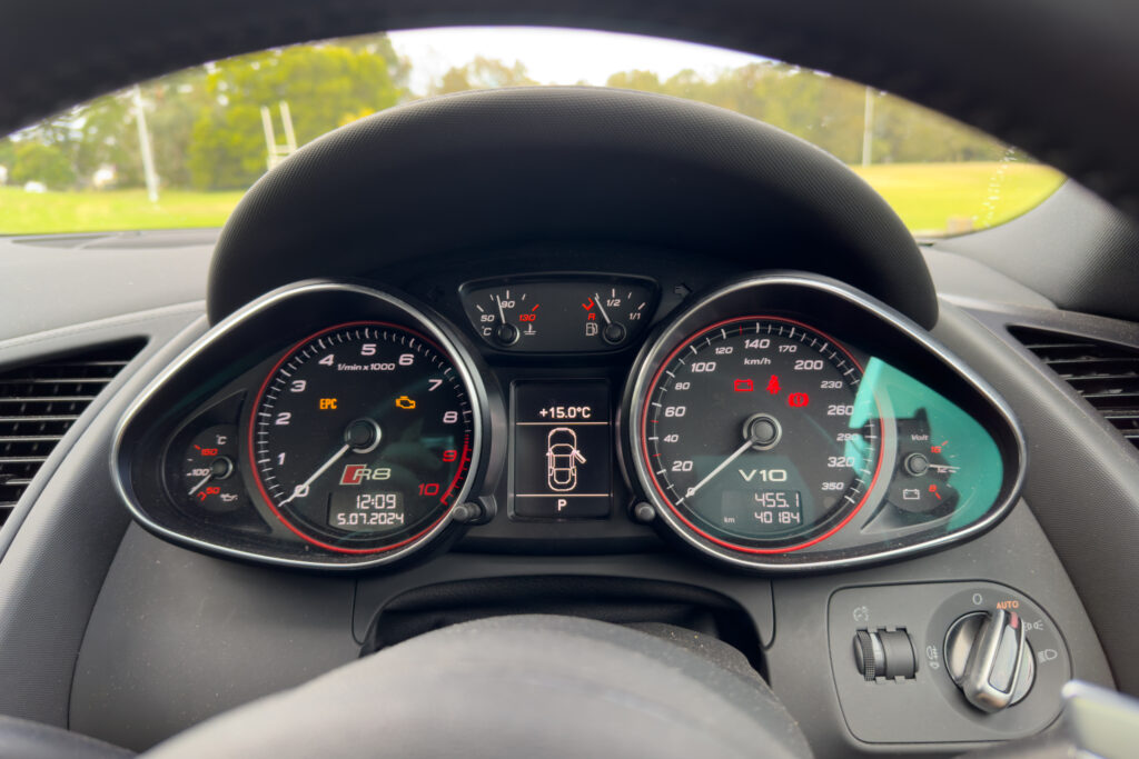 Car Image 15