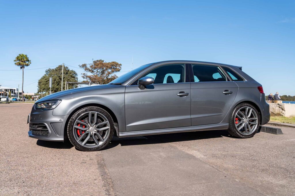 Car Image 10