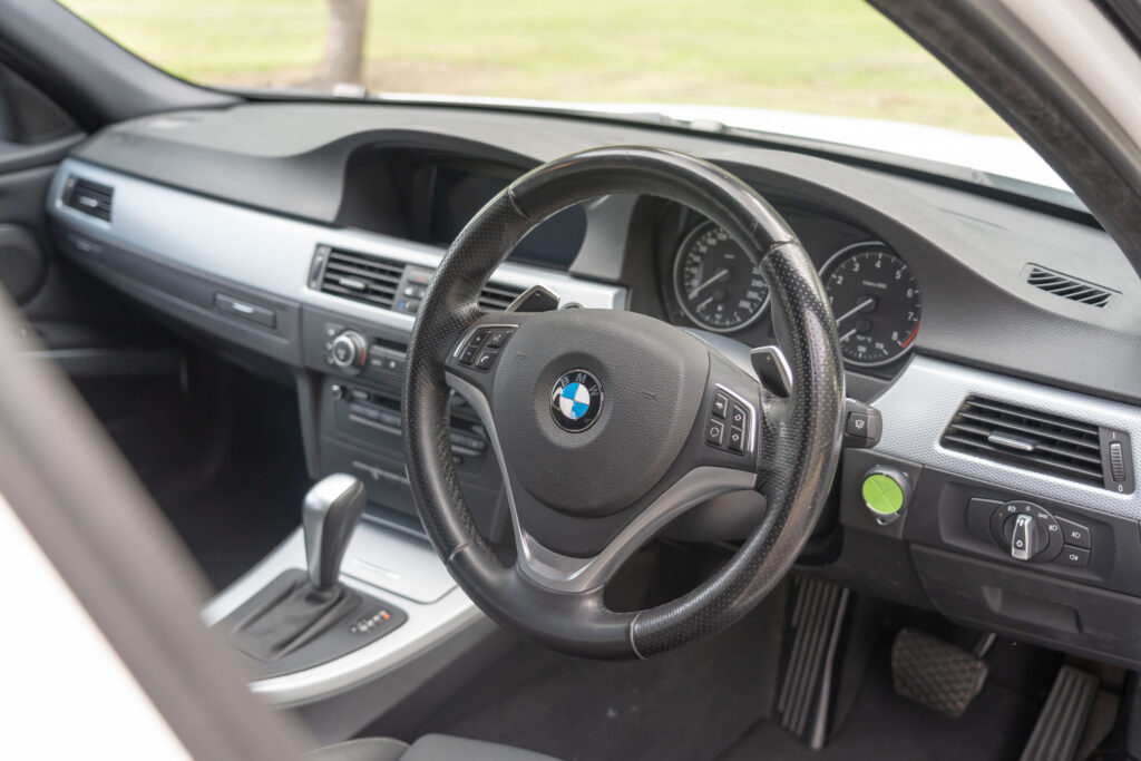 Car Image 18