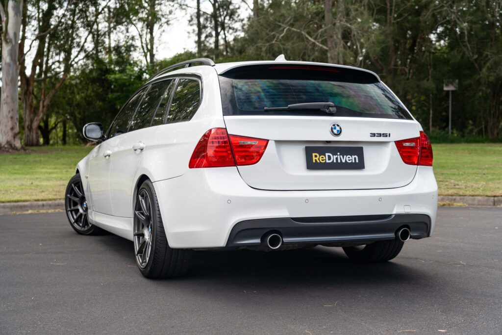 Car Image 9