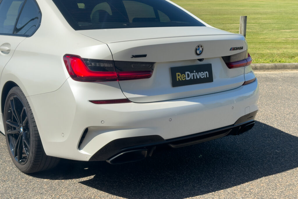 Car Image 12