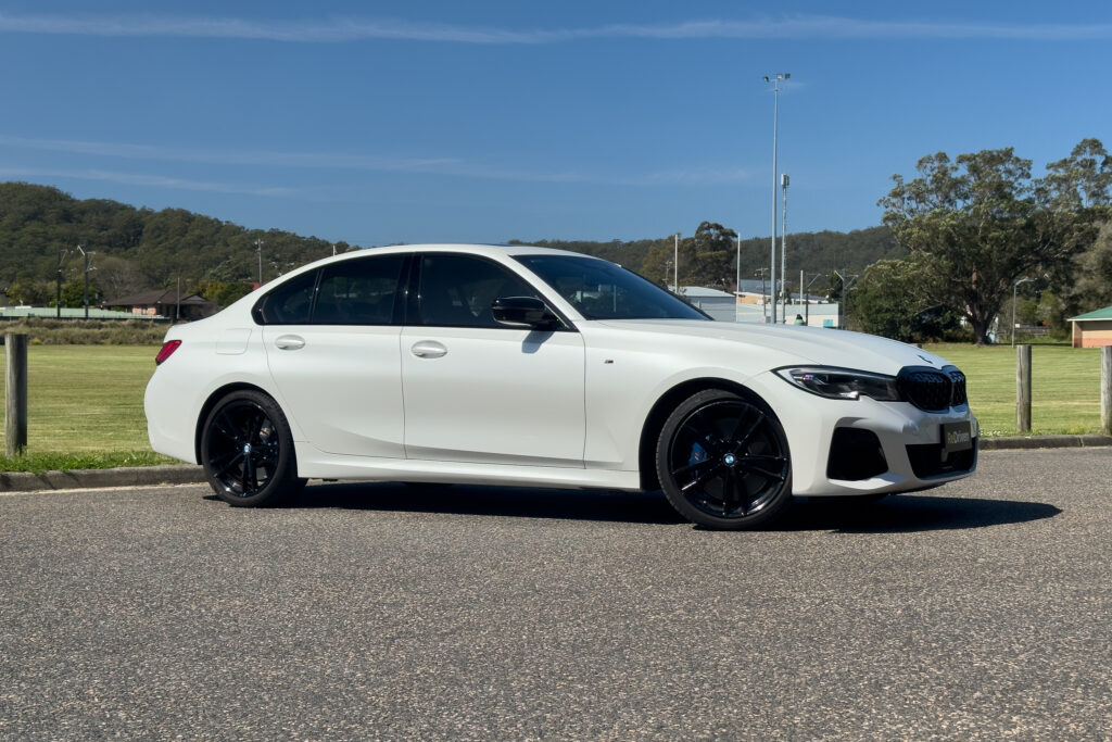 Car Image 9