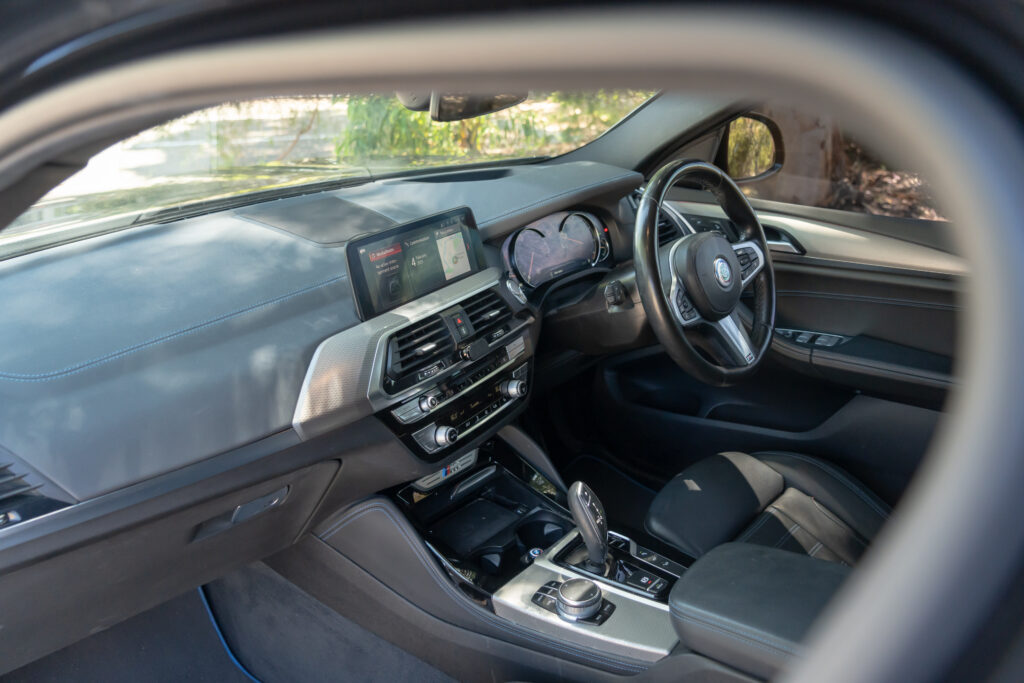 Car Image 19