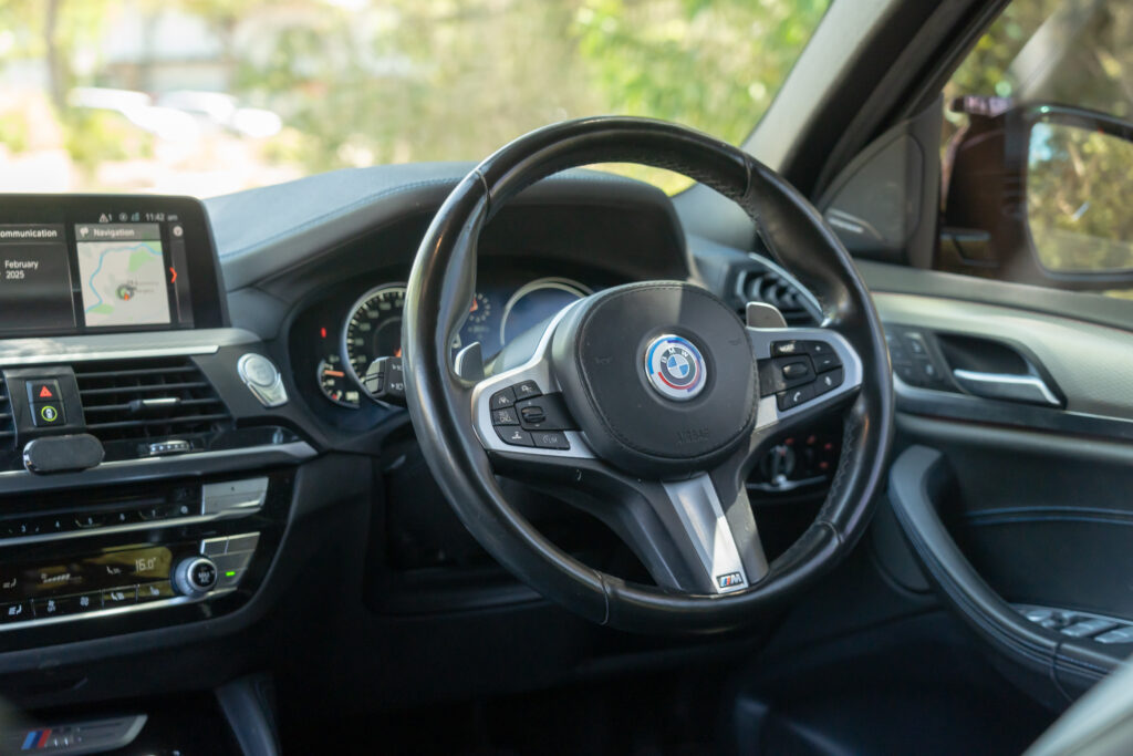 Car Image 18