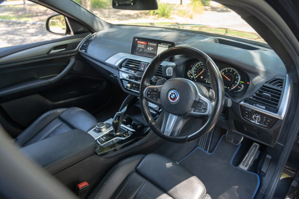 Car Image 15