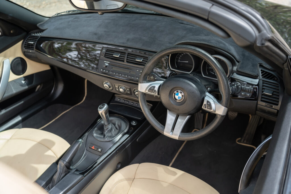 Car Image 24