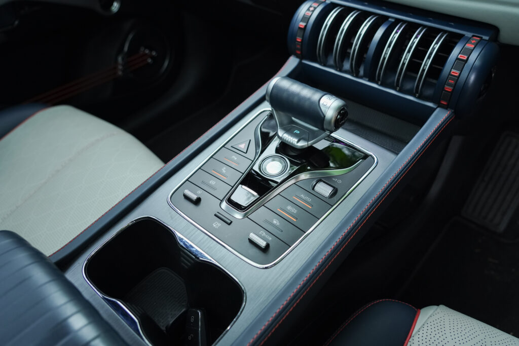 Car Image 15