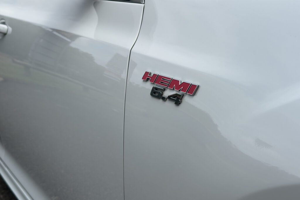 Car Image 8
