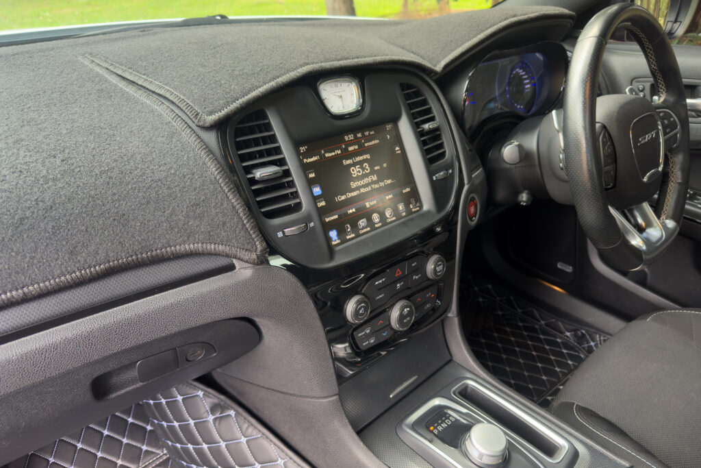 Car Image 18