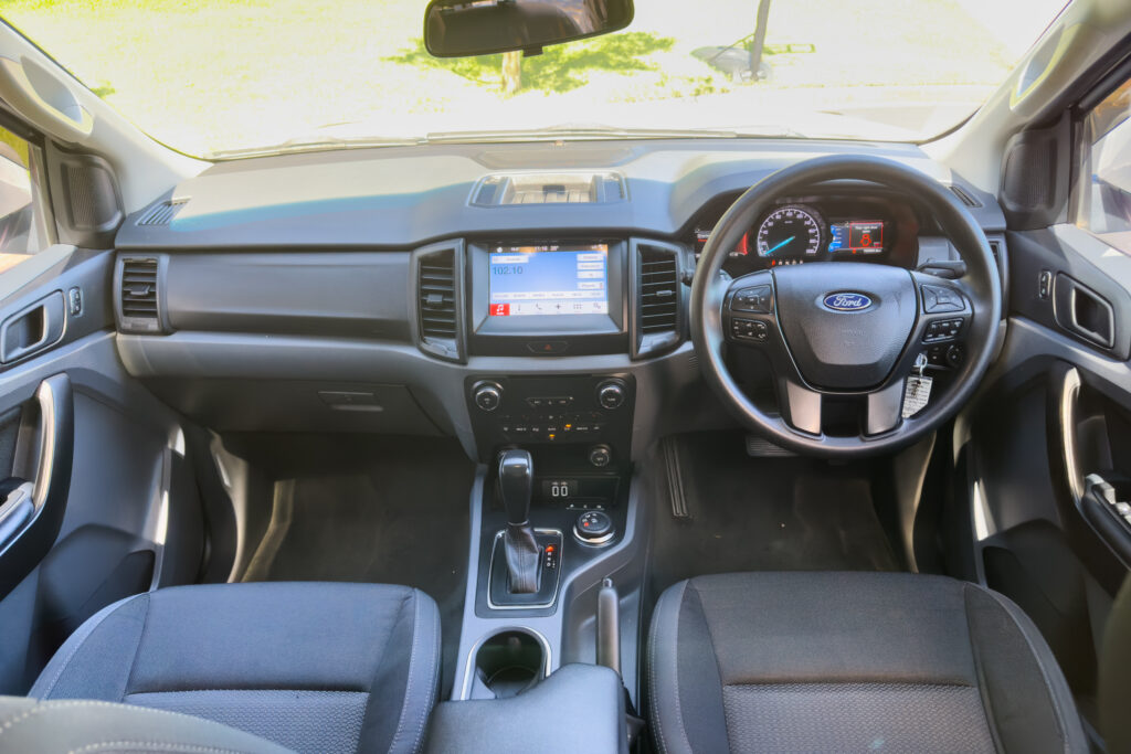 Car Image 17