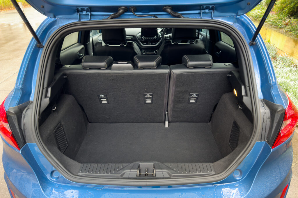 Car Image 15