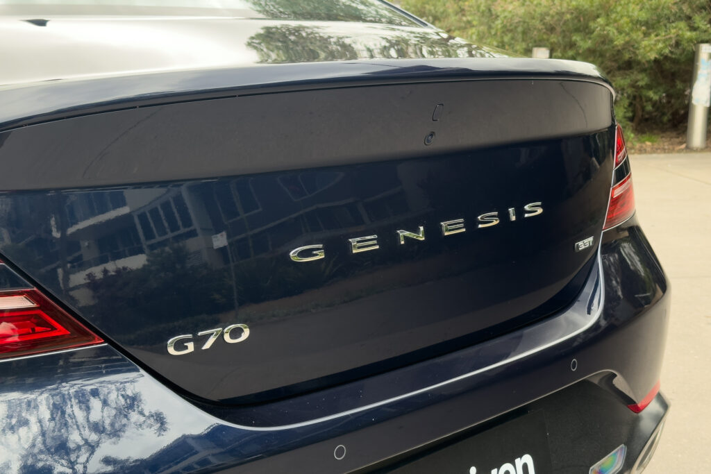 Car Image 9