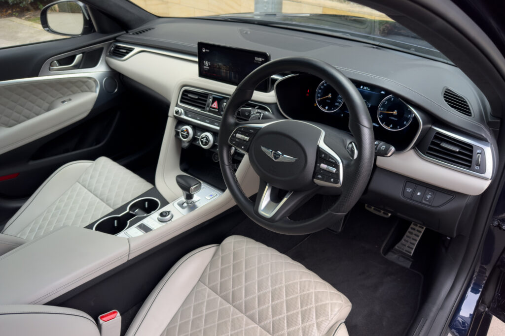 Car Image 11
