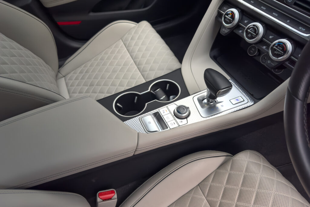 Car Image 13