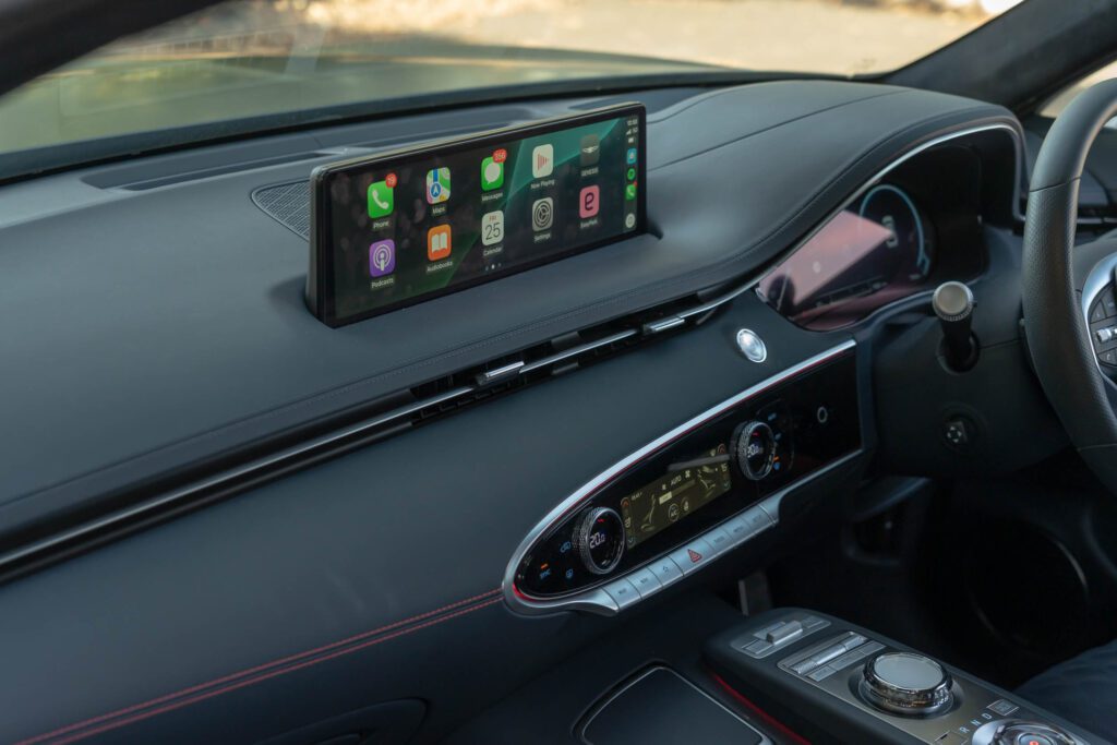 Car Image 16