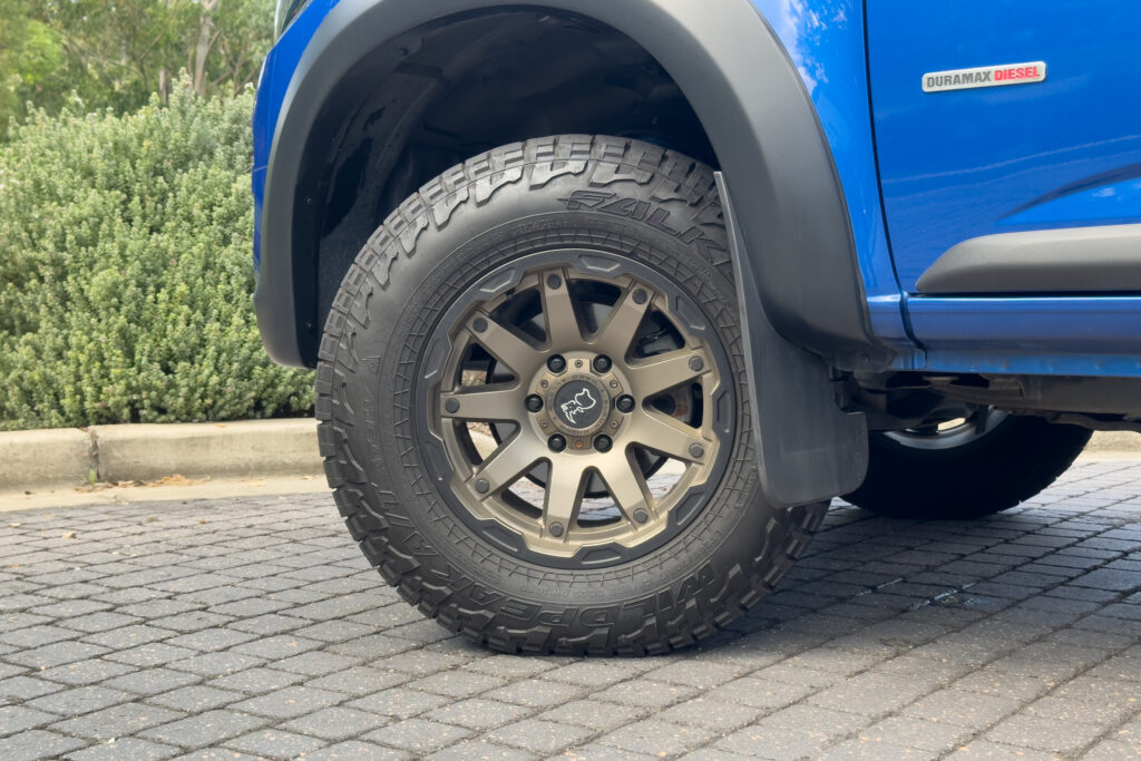 Car Image 12